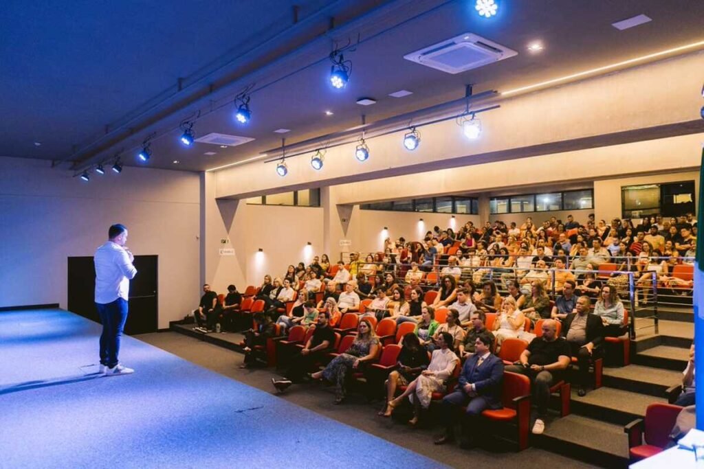 Campo Grande recebe treinamento da Meta para impulsionar negócios digitais