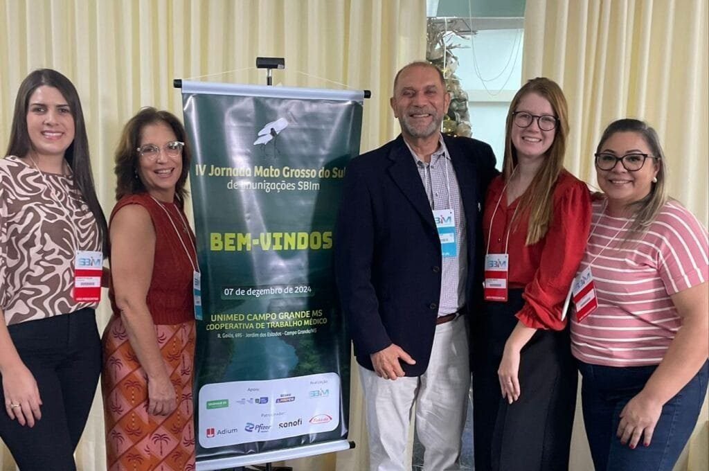 Clínica Santussi e Barros investe na capacitação de profissionais em jornada sobre imunizações no MS