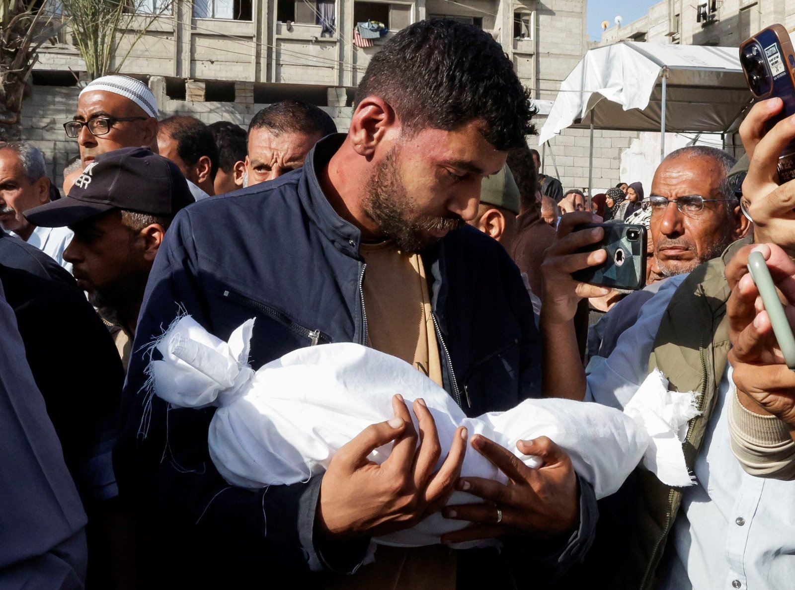 2025-05-03t090358z-2117528136-rc25aeaktv2l-rtrmadp-3-israel-palestinians-gaza