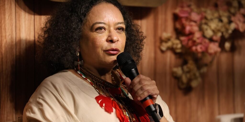 Ana maria gonçalves quebra barreiras e assume cadeira na ABL