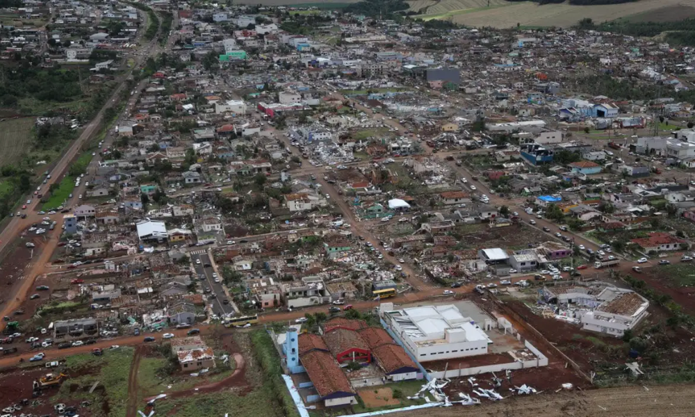 Paraná se recupera após tornado deixar rastro de destruição e mortes