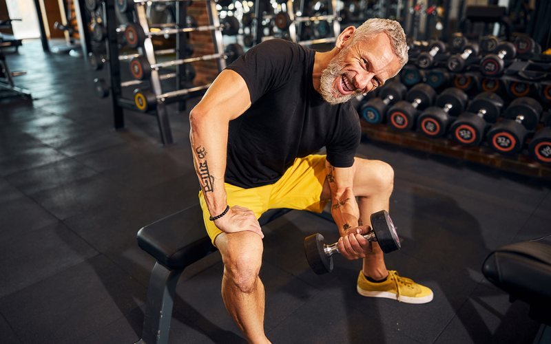 Treino inteligente após os 40: Exercícios essenciais para força e saúde