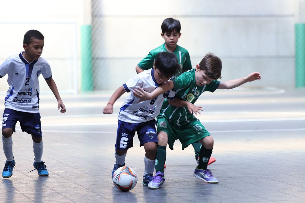Goleadas marcam a terceira rodada da 34ª Copa Pelezinho de Futsal