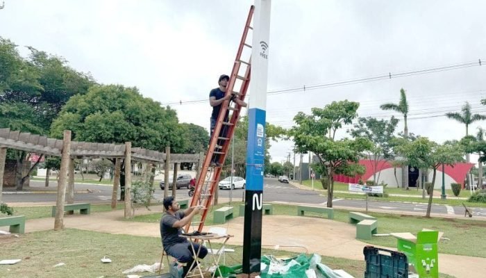 051124-infovia-digital-leva-internet-gratuita-e-video-monitoramento-para-tres-pracas-de-navirai-1-1024x768