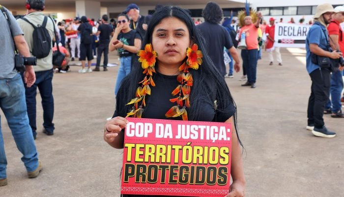 Indígenas se mobilizam em Brasília por demarcação de terras e proteção climática