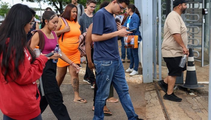 Enem 2025: um mês para a 1ª prova; locais de aplicação serão divulgados