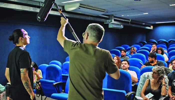 1-OFICINA-2-PRODUCAO-MIS-C-Foto-Joao-Paulo-1024x747-1