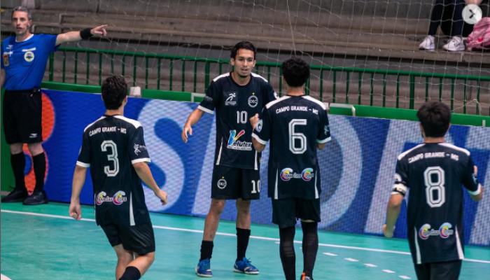 DEC garante vaga na semifinal da Taça Brasil Sub-17 de futsal
