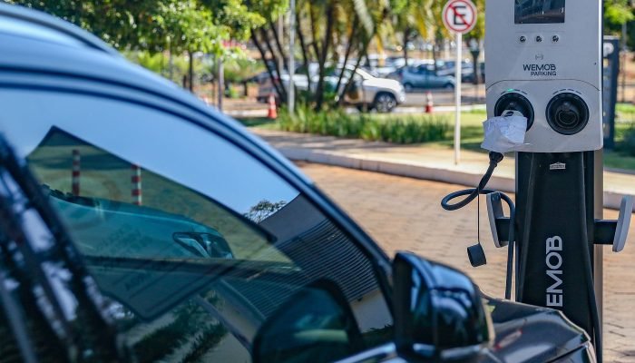 Rio prevê ampliar rede pública de recarga para veículos elétricos Rio prevê ampliar rede pública de recarga para veículos elétricos