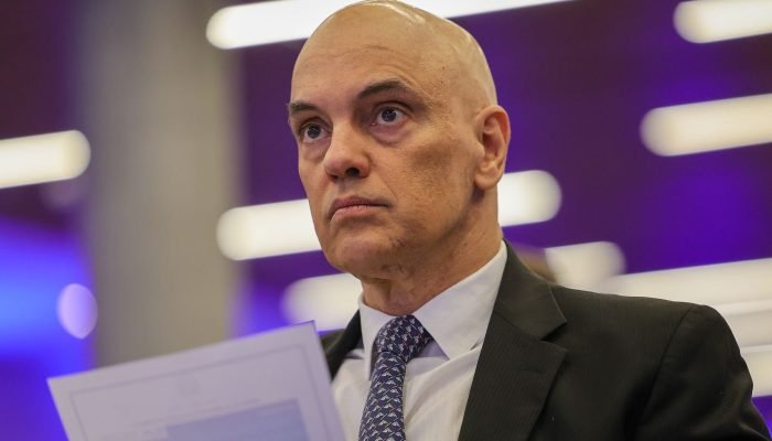 Moraes manda PGR se manifestar sobre operação policial no Rio