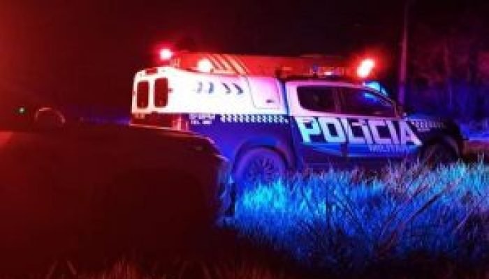 Mulher é encontrada morta em sala de casa abandonada