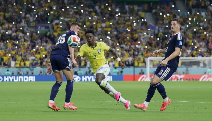 Brasil garante vaga nas oitavas da Copa do Mundo ao vencer Escócia por 3 a 0