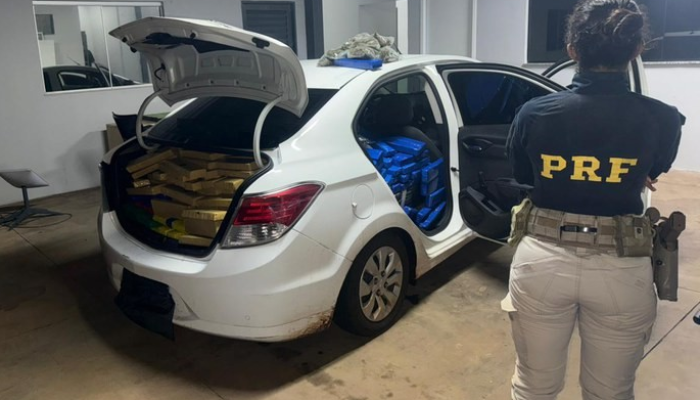 Apreensão de maconha em Ponta Porã — Foto: PRF MS