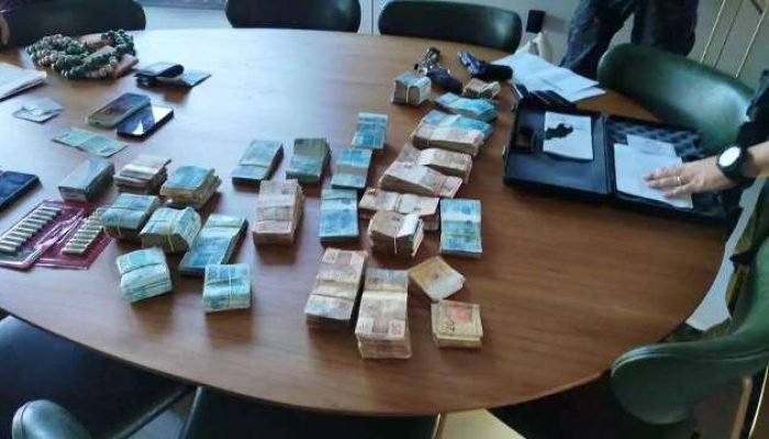 Suspeitos de integrar rede do PCC continuam presos após Operação Blindagem