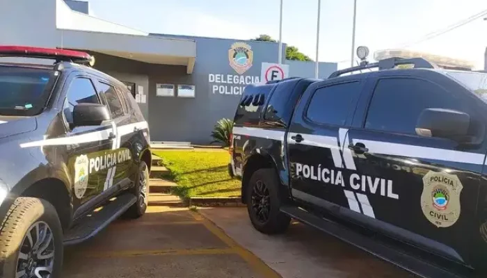 A Polícia Civil de Amambai que investiga o caso. (Foto: Vilson Nascimento)