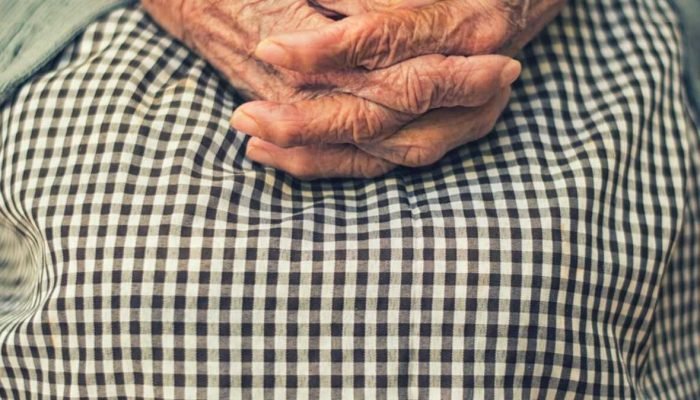 Mulher com Alzheimer Desaparece Após Arrombamento em Campo Grande