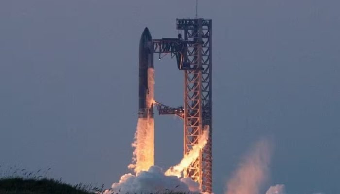 2024-10-13t135024z-948145604-rc2jjaa05u0y-rtrmadp-3-space-exploration-starship