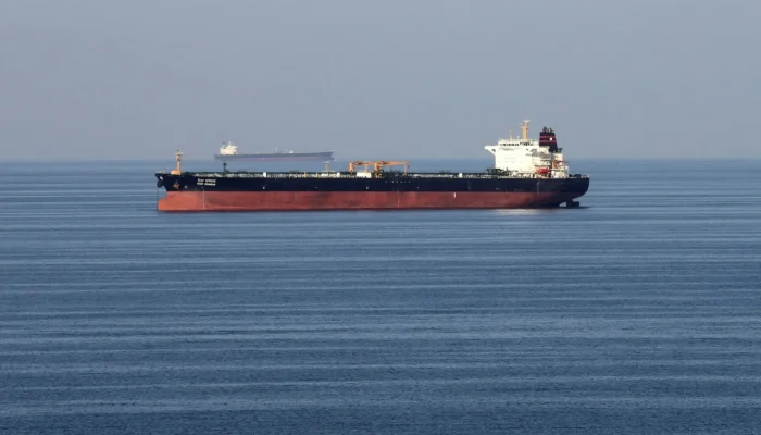 2025-06-18T154538Z_1822239137_RC225FAD2IDY_RTRMADP_3_IRAN-NUCLEAR-SHIPPING-HORMUZ