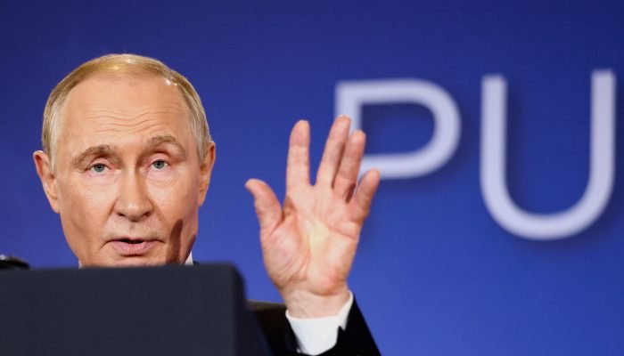 2025-08-15t230748z-1755817125-rc2u7ga7k522-rtrmadp-3-ukraine-crisis-summit.jpg