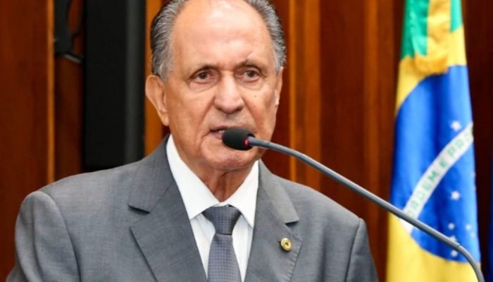 ALEMS aprova PEC de Zé Teixeira que altera posse do governador