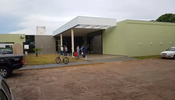 Hospital Regional de Amambai, onde Emanoel foi atendido por último (Foto: Governo de MS/Arquivo)