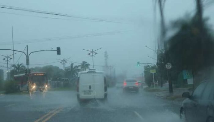O Centro de Monitoramento do Tempo e do Clima divulgou, às 16h10