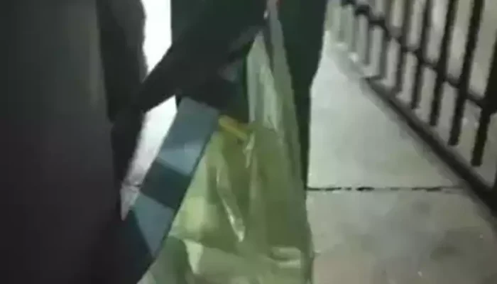 Facões usados no crime foram apreendidos pela PM. (Foto: Rio Brilhante em Tempo Real)