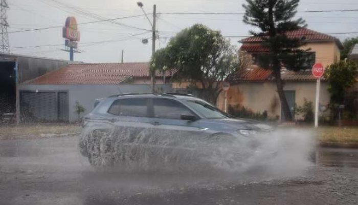 Mato Grosso do Sul sob alerta de tempestade com ventos de até 100 km/h