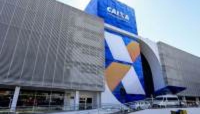 31852_37C2C9304FC851BD