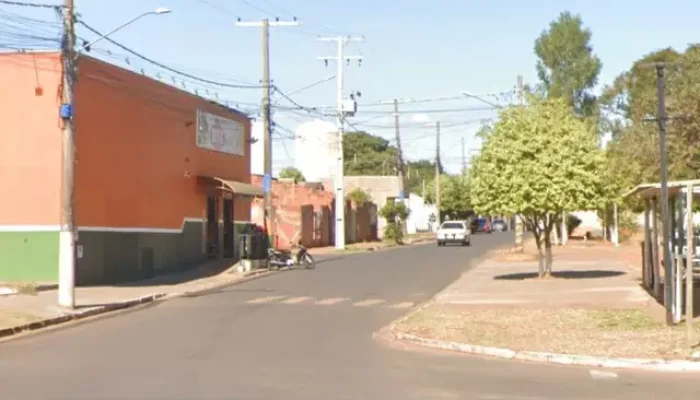 Rapaz em surto morre ao ser contido com spray de pimenta e arma de choque