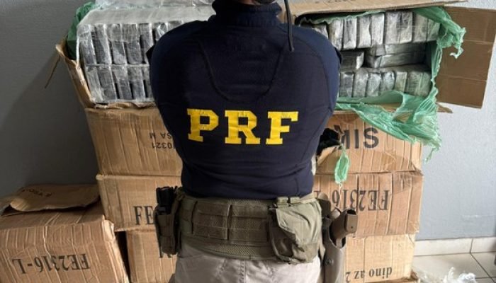 PRF e Denar apreendem 332 Kg de cocaína em Campo Grande