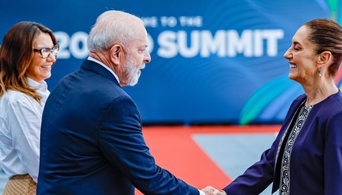 Presidenta do México busca apoio de Lula para produção de etanol