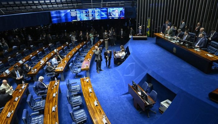 Senado aprova liberar de metas fiscais projetos estratégicos de defesa