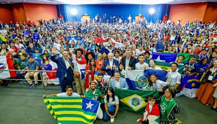 Crianças e jovens lançam carta por educação climática em Luziânia (GO)