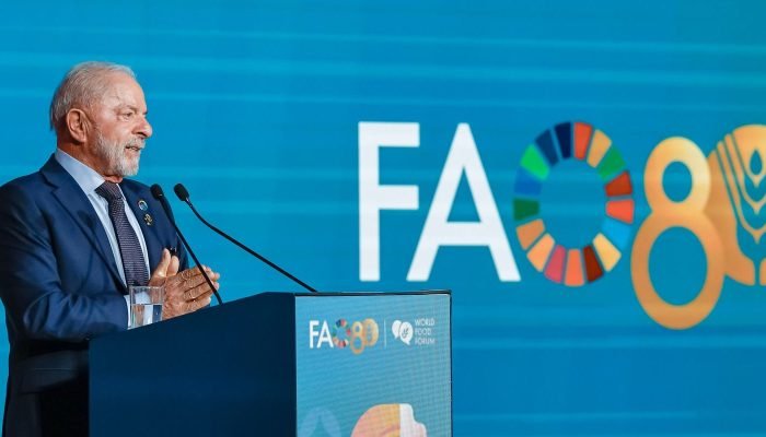 Lula avalia como precipitada aposentadoria de Barroso e detalha critérios para STF