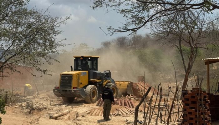 PF realiza desintrusão de garimpo ilegal na Serra da Quixaba, no norte da Bahia