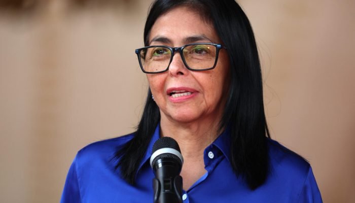 Sucessora de Maduro propõe anistia para presos políticos e fechamento de centro de tortura