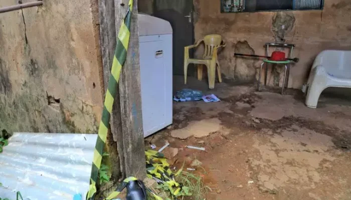 Terreiro onde o pai de santo Valdinei foi morto com três tiros (Foto: Paulo Francis)