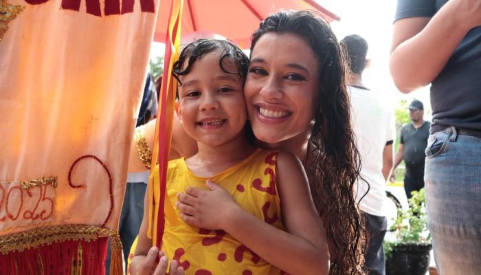 Barra da Saia movimentou carnaval de mães e filhos. — Foto: Barra da Saia movime