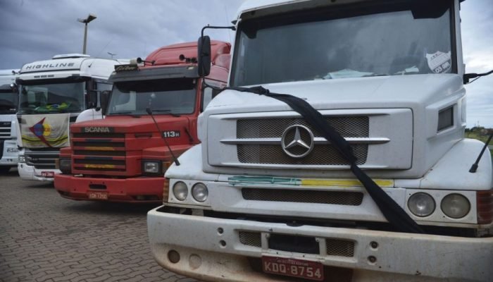949598-caminhoneiros_2981