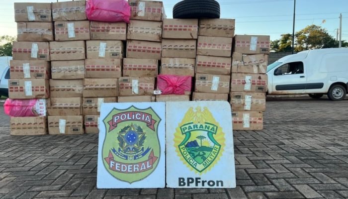 PF prende dois homens e apreende veículos com contrabando