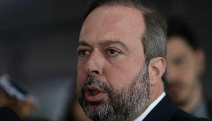 Foto: 1 de 1 Comissão de Relações Exteriores quer explicações de Alexandre Silve