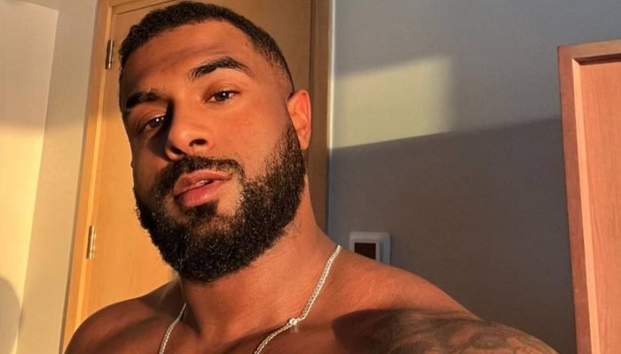 Foto: 1 de 1 Foto colorida de Baco Exu do Blues sem blusa - Metrópoles - Foto: R