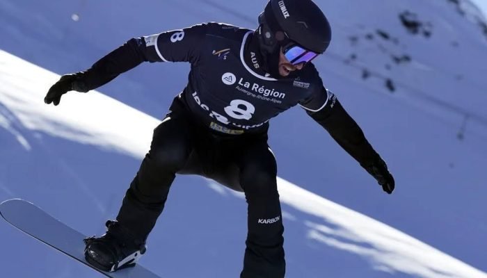 Cameron Bolton, snowboarder australiano, em ação — Foto: Cameron Bolton, snowboa