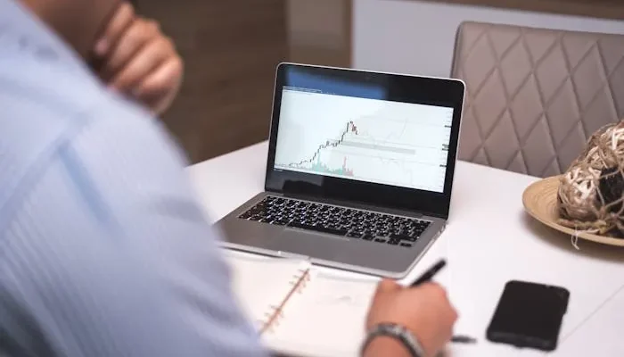 Mercado Livre busca regulamentação para venda online de remédios no Brasil