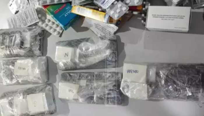 Farmacêutico é preso ao tentar entrar com 6 celulares em penitenciária de Três Lagoas