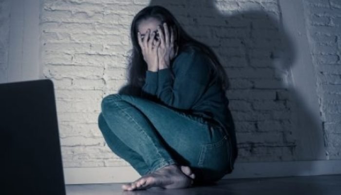 Delegacia da Mulher investiga vazamento de vídeos íntimos por ex em Corumbá