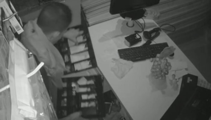 Foto: O furto ocorreu na madrugado. (Reprodução, Fala Povo)