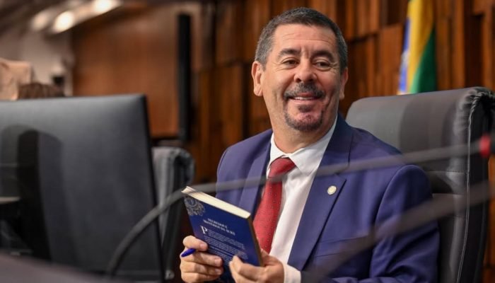 Foto: Deputado estadual do Rio de Janeiro, Val Ceasa (PRD) é suspeito de ligação