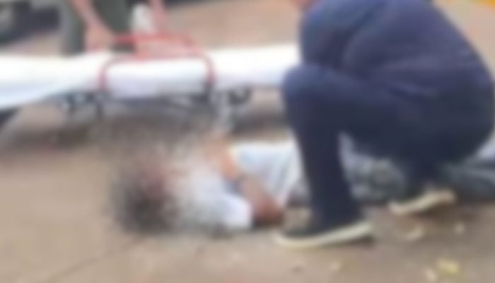 Foto: A vítima foi socorrida ao Hospital Municipal. (Reprodução, Silvana Perone,